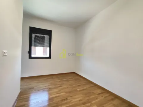 Rent, three bedroom apartment, 135m², Donja Gorica, Podgorica - image 13