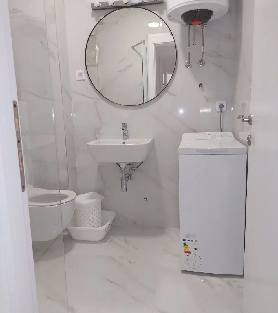 Rent, two bedroom apartment, 65m², Bulevar, Budva
