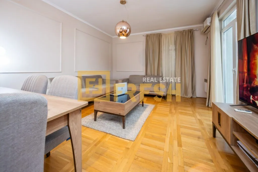 Prodaja, dvosoban stan, 70m², Cetinje, Crna Gora
