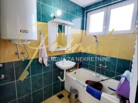 Sale, two bedroom apartment, 54m², Padinska Skela, Palilula Sve Podlokacije - image 8