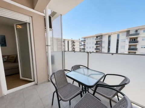 Rent, two bedroom apartment, 71m², City Kvart, Podgorica - image 17