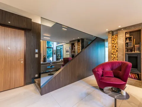 Sale, three bedroom apartment, 200m², Podgorica, Crna Gora - image 11