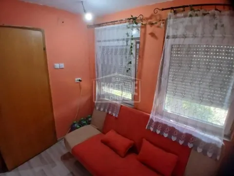 Prodaja, kuća, 153m², Aleksandrovo, Subotica - image 12