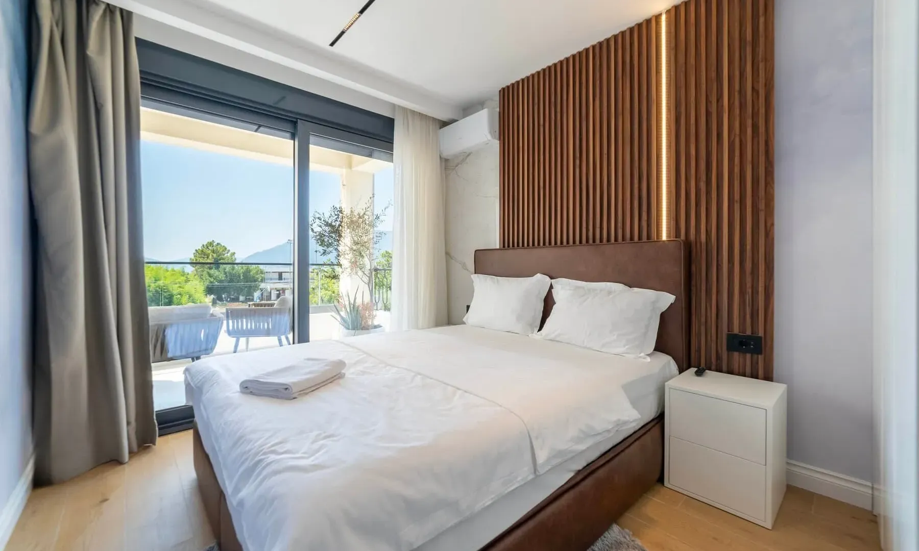Rent, three bedroom apartment, 85m², Donja Lastva, Tivat