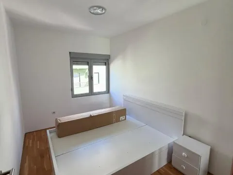 Prodaja, jednosoban stan, 44m², Krivi Most, Podgorica - image 10