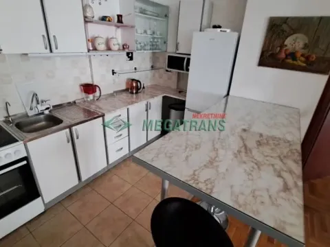 Izdavanje, četvorosoban stan, 100m², Novi Sad Sve Podlokacije, Novi Sad - image 9