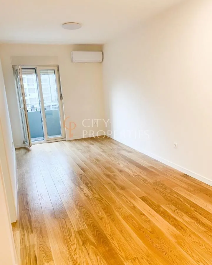Izdavanje, stan, 40m², Central Point, Podgorica