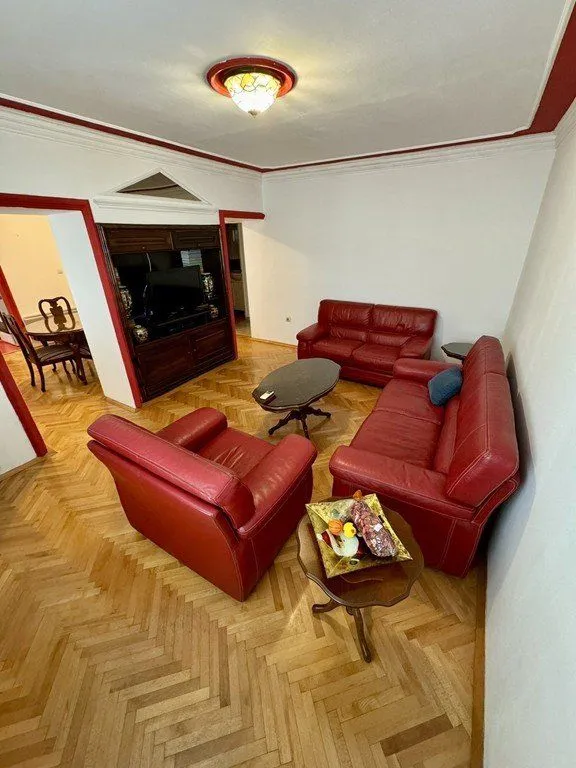 Izdavanje, dvosoban stan, 70m², Zabjelo, Podgorica