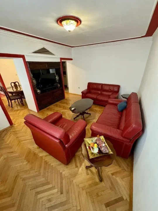 Izdavanje, dvosoban stan, 70m², Zabjelo, Podgorica