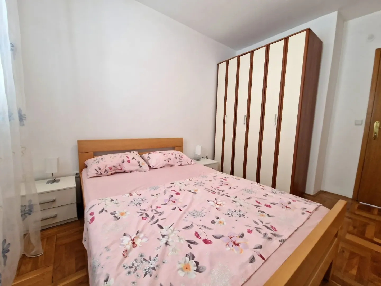 Rent, one bedroom apartment, 37m², Bečići, Budva