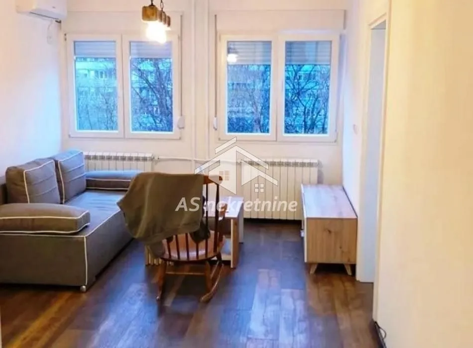 Izdavanje, stan, 50m², Stari Merkator, Novi Beograd Sve Podlokacije