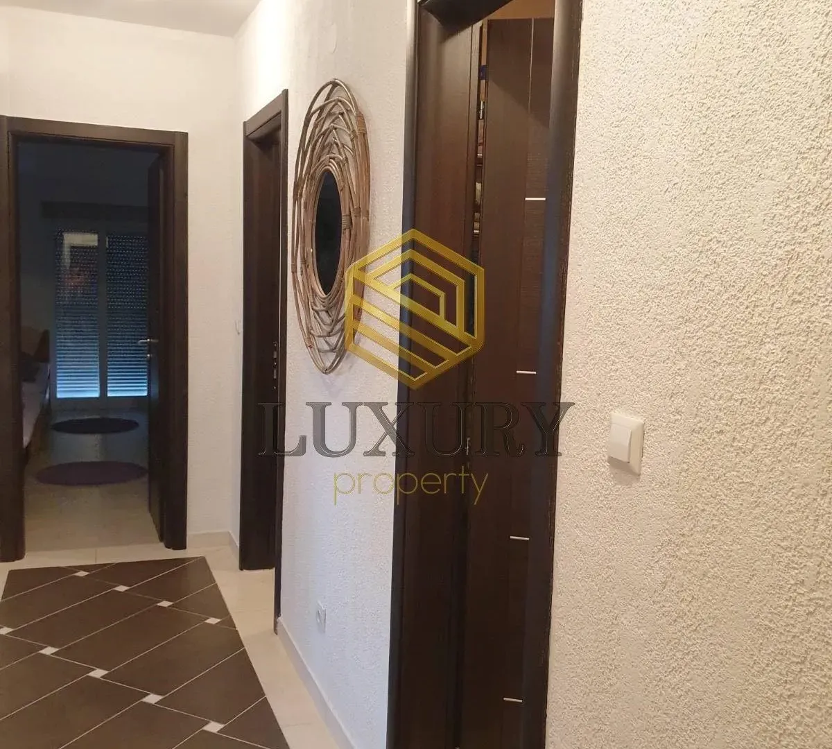 Prodaja, dvosoban stan, 83m², Petrovac, Budva