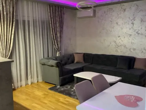 Izdavanje, dvosoban stan, 70m², Ljubović, Podgorica