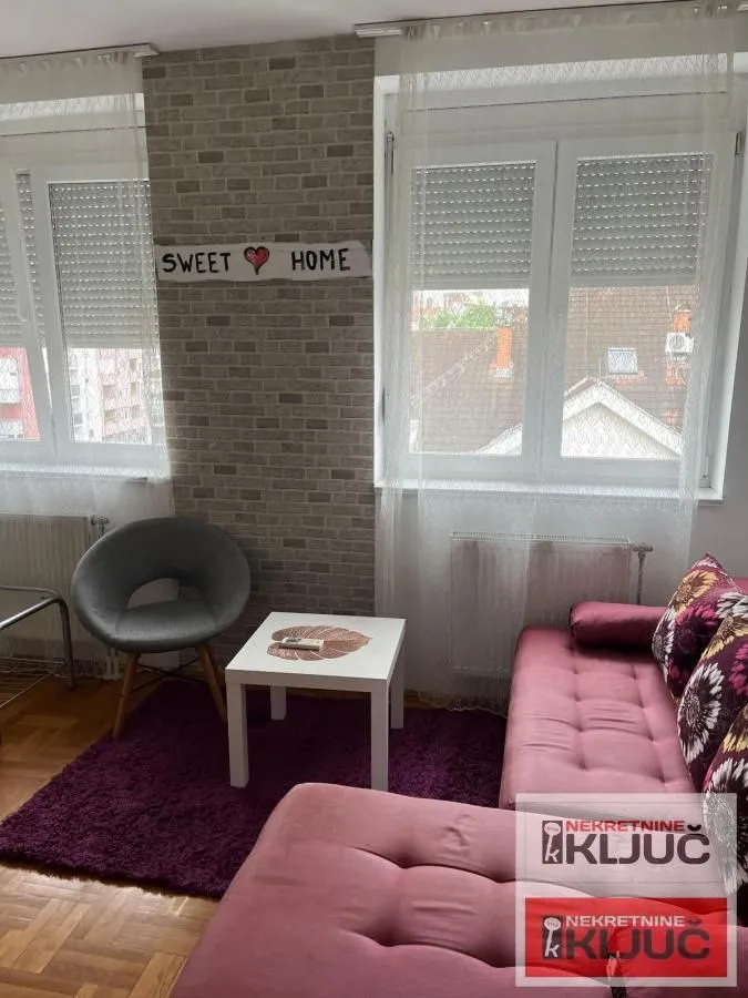 Rent, studio apartment, 26m², Grbavica, Novi Sad Sve Podlokacije