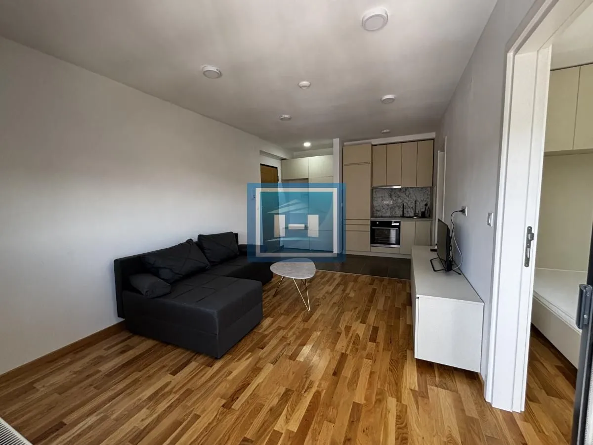 Izdavanje, jednosoban stan, 39m², Aqua park, Jagodina