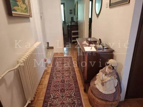 Prodaja, kuća, 285m², Vidikovački venac, Rakovica - image 9