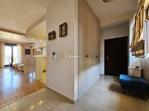 Izdavanje, trosoban stan, 112m², Bečići, Budva - image 8