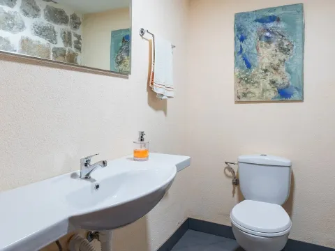 Izdavanje, kuća, 80m², Đuraševići, Tivat - image 13