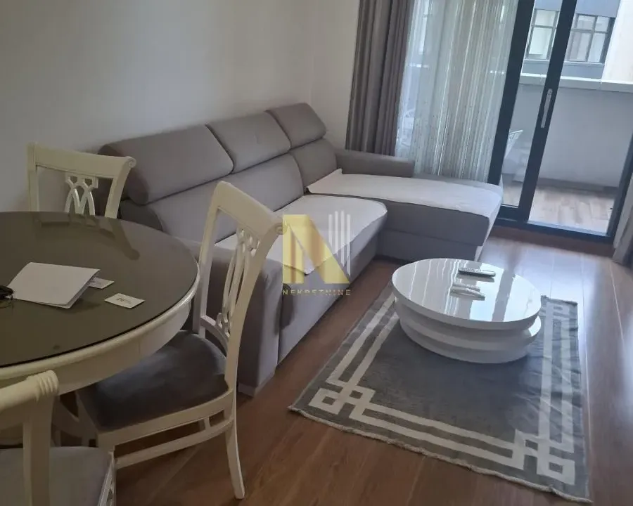 Rent, two bedroom apartment, 51m², Novi Sad, Srbija
