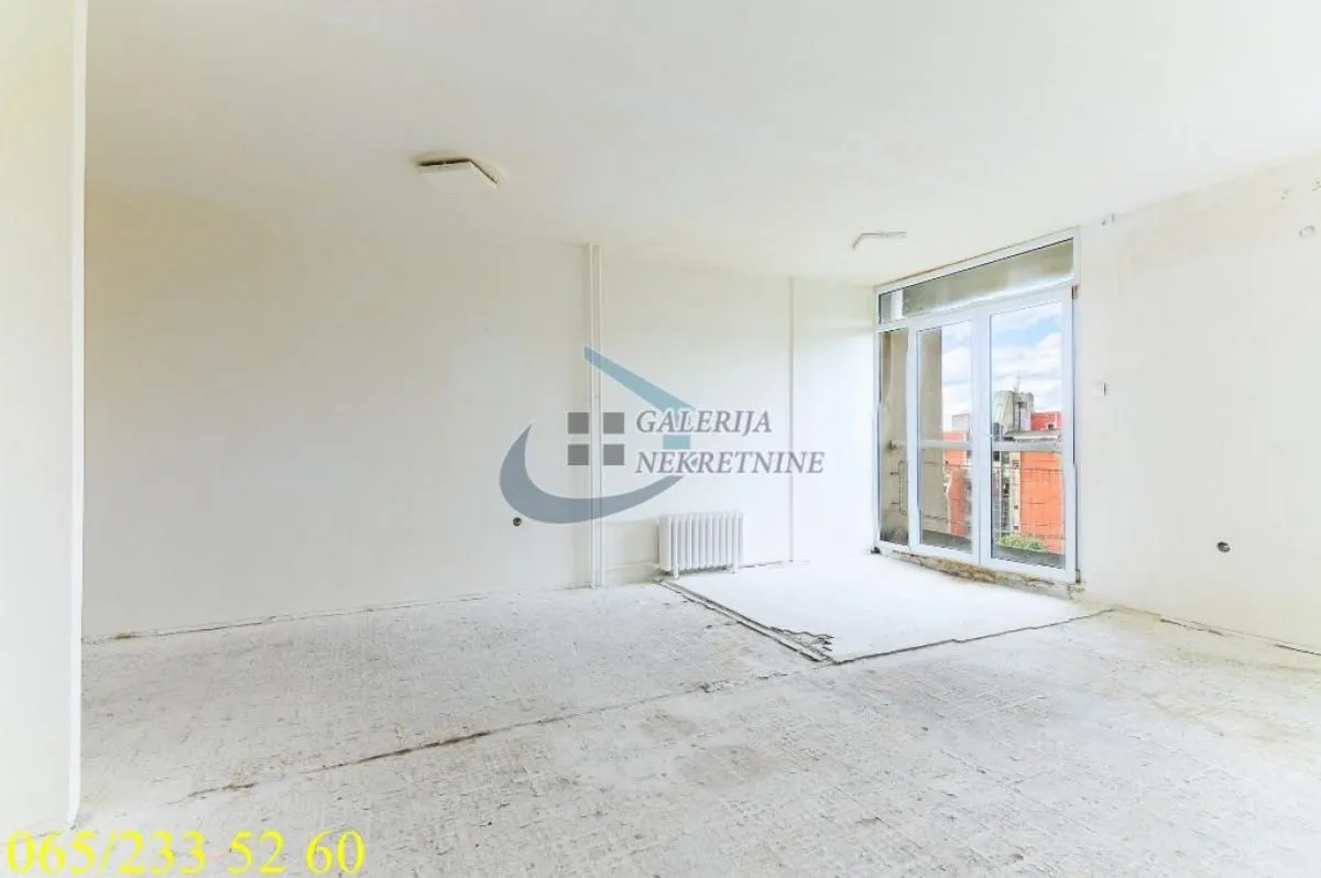 Prodaja, trosoban stan, 77m², Banjica, Voždovac Sve Podlokacije