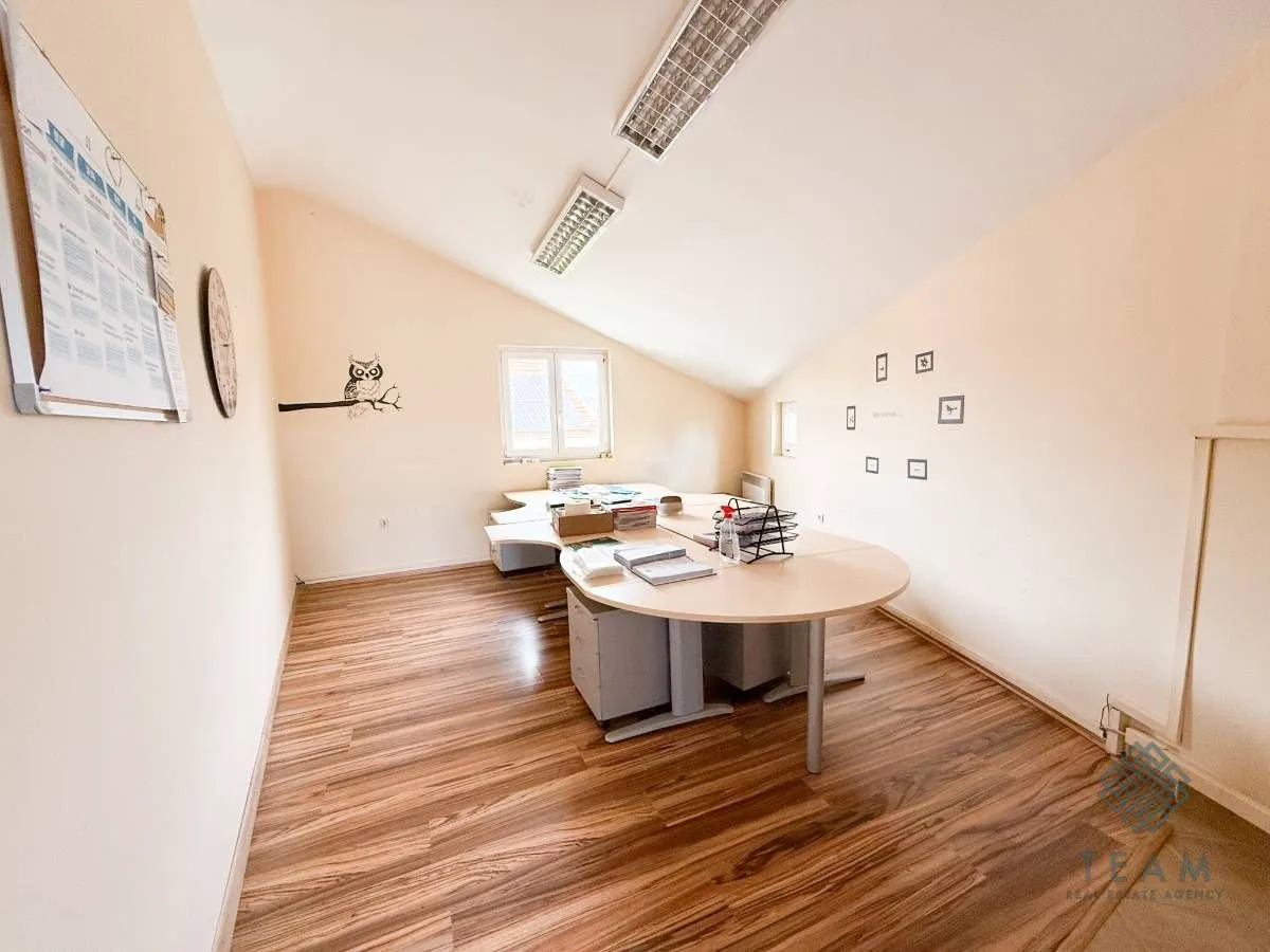 Rent, office space, 110m², Gornja Gorica, Podgorica