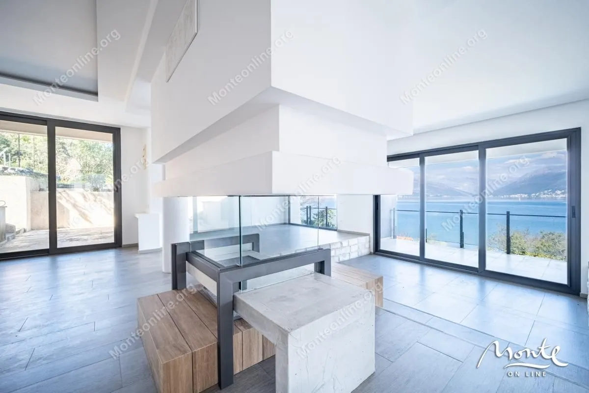 Prodaja, kuća, 770m², Krašići, Tivat