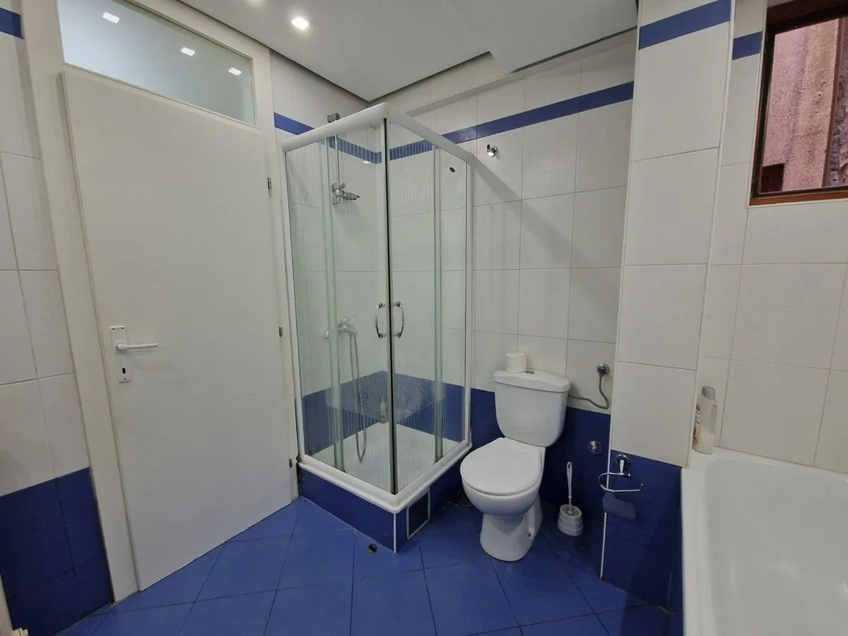 Sale, four bedroom apartment, 102m², Vračar Sve Podlokacije, Beograd
