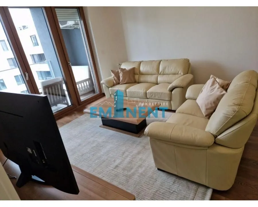 Rent, four bedroom apartment, 100m², Novi Beograd Blok 65, Novi Beograd Sve Podlokacije