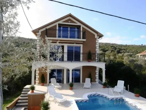 House for Sale, 220m2, Krašići, Tivat House for Sale, 220m2, Krašići, Tivat