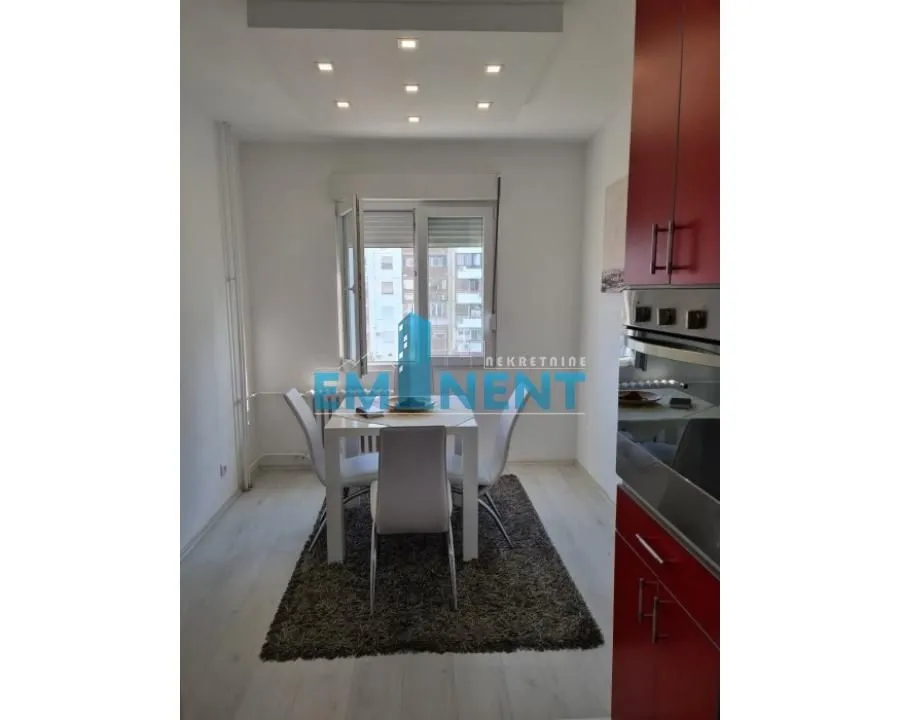 Rent, two bedroom apartment, 50m², Novi Beograd Blok 61, Novi Beograd Sve Podlokacije
