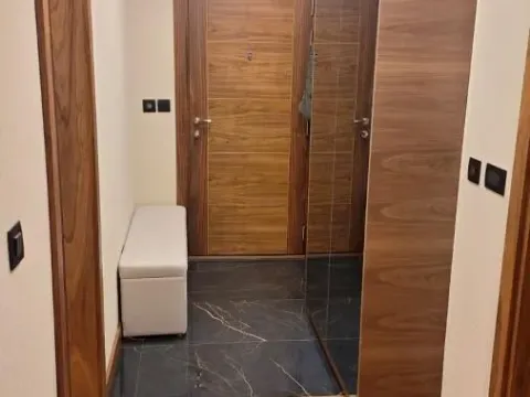 Izdavanje, trosoban stan, 79m², Stari Grad, Beograd - image 12