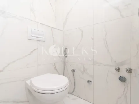 Rent, office space, 64m², City Kej, Podgorica - image 23