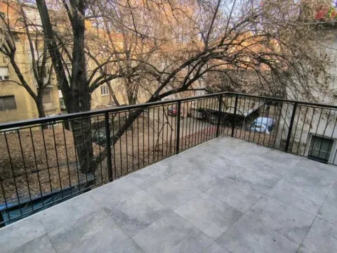 Sale, two bedroom apartment, 60m², Stari Grad, Beograd - image 11