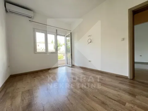 Rent, two bedroom apartment, 59m², Centar, Podgorica - image 4