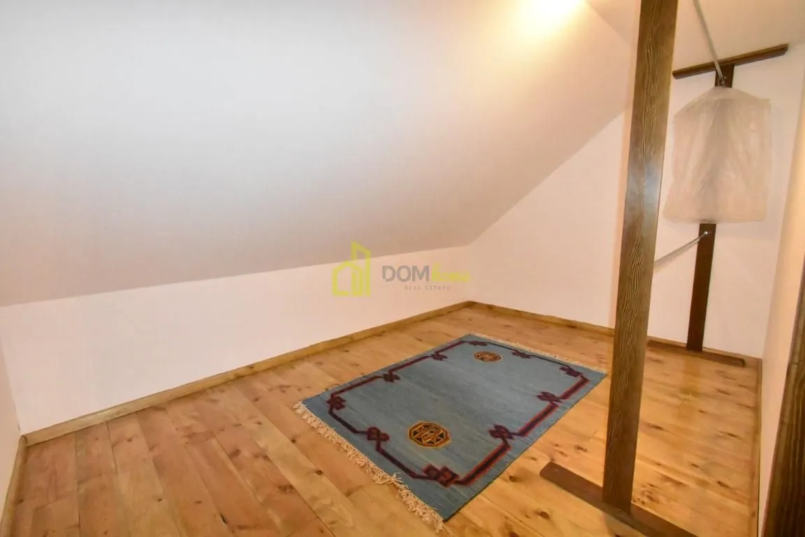 Sale, house, 191m², Tološi, Podgorica