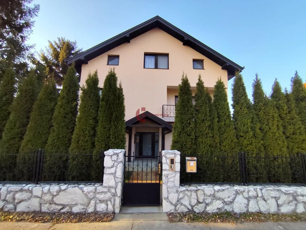 Prodaja, kuća, 340m², Palić, Subotica