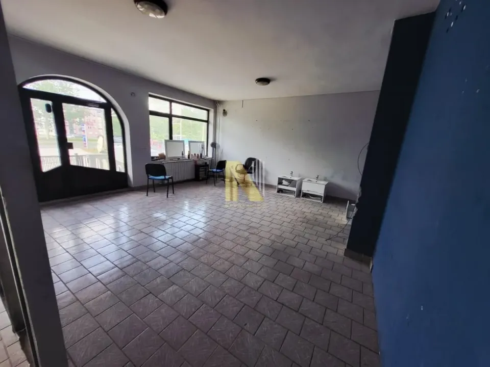 Rent, office space, 140m², Veternik, Novi Sad Sve Podlokacije