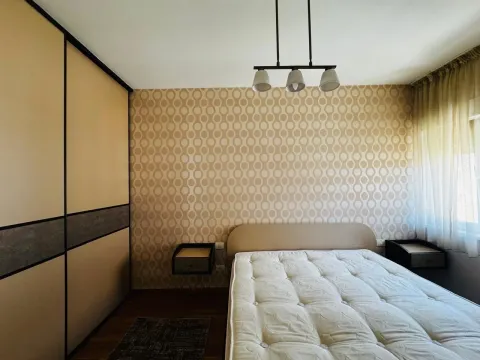 Prodaja, dvosoban stan, 69m², City Kvart, Podgorica - image 9