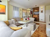 Izdavanje, dvosoban stan, 76m², Centar, Podgorica - image 4