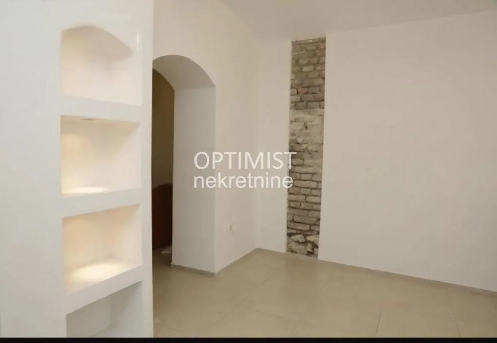 Sale, office space, 38m², Stari Grad, Beograd