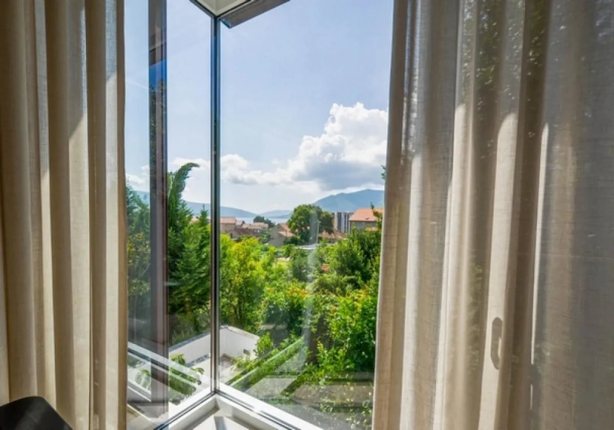 Sale, three bedroom apartment, 92m², Donja Lastva, Tivat