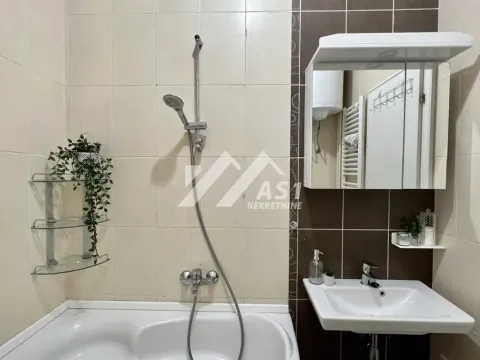 Izdavanje, dvosoban stan, 47m², Rotkvarija, Novi Sad Sve Podlokacije - image 6