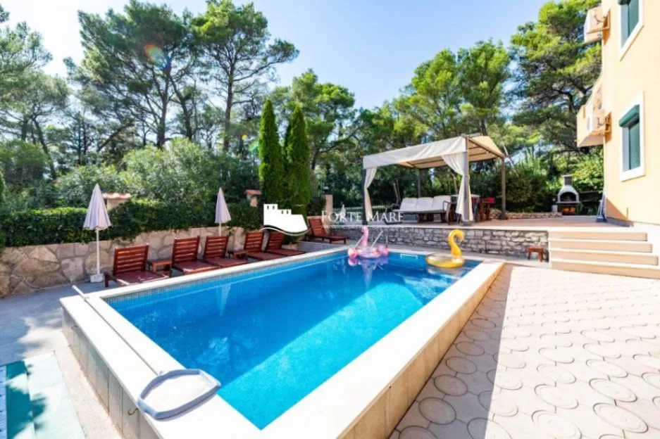 Prodaja, kuća, 266m², Mojdež, Herceg Novi