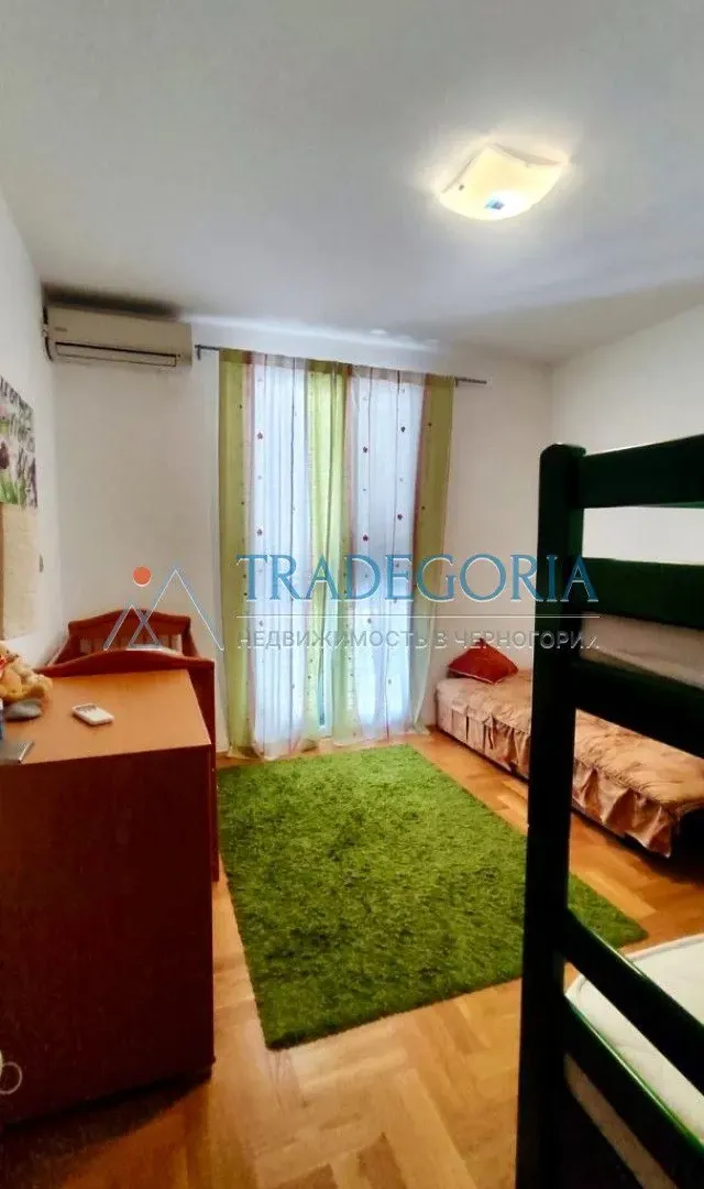 Prodaja, dvosoban stan, 90m², Petrovac, Budva
