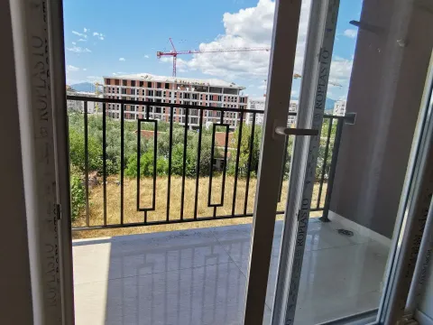 Prodaja, dvosoban stan, 68m², Ljubović, Podgorica - image 16