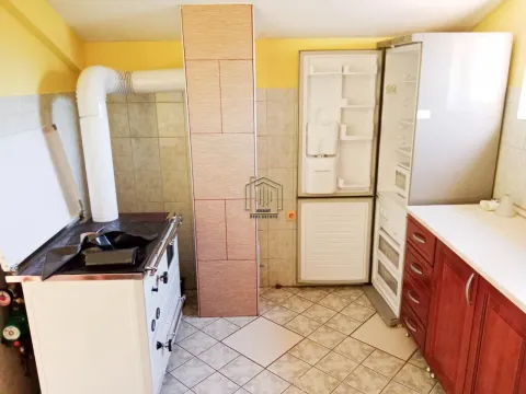 Rent, three bedroom apartment, 162m², Spuž, Danilovgrad - image 15