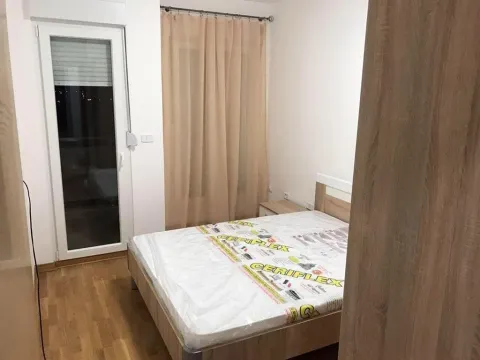 Rent, one bedroom apartment, 50m², City Kvart, Podgorica - image 11