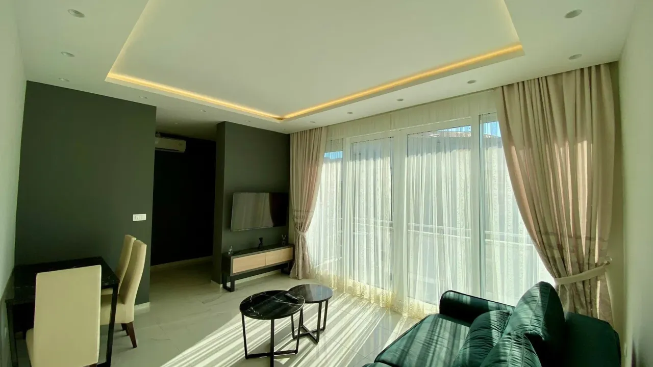 Izdavanje, garsonjera, 30m², Budva, Crna Gora