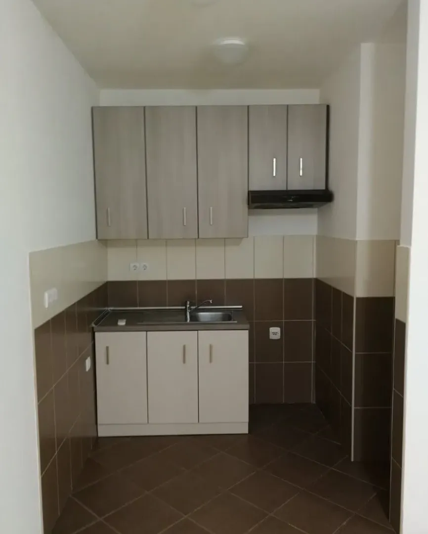 Izdavanje, jednosoban stan, 48m², Zabjelo, Podgorica