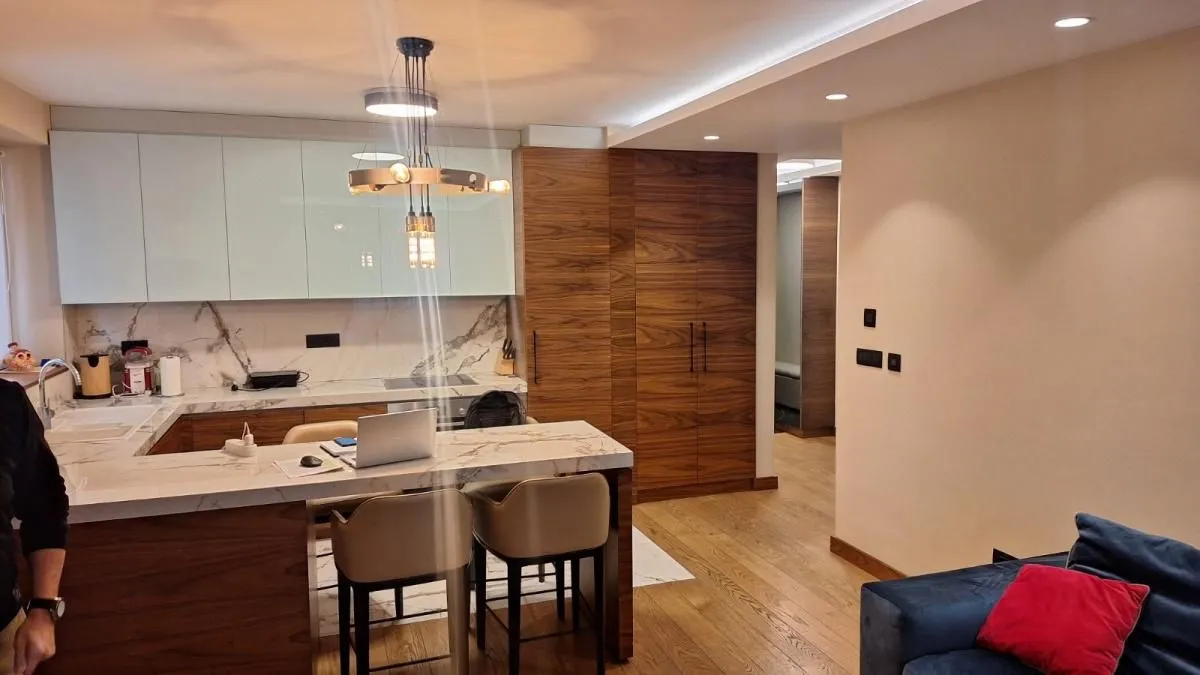Rent, three bedroom apartment, 79m², Stari Grad, Beograd